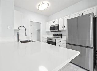 1700 Constantino Cir #B, Austin, TX 78745