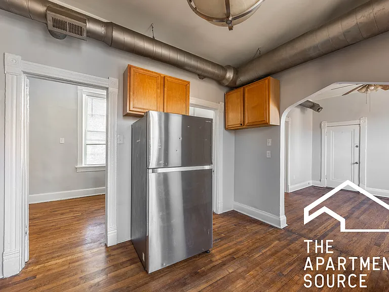 2609 W Thomas St #2 — Photo 7