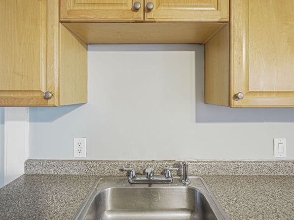 56 Devens St UNIT 3R