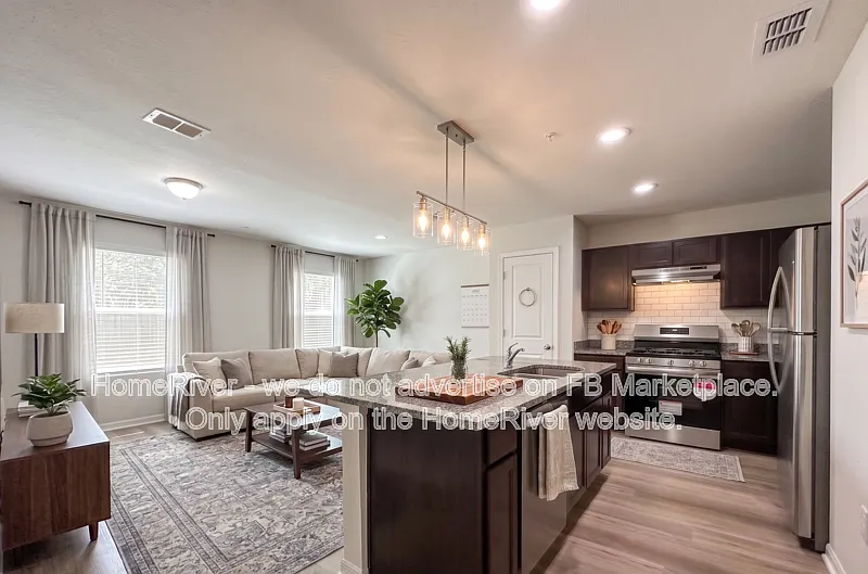 2 bed, 2.0 bath, 1040 sqft, $1,100 — Photo 4