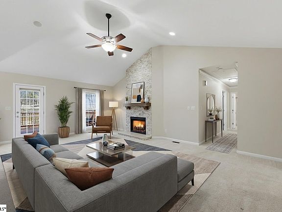 3rd image of 151 E Mountain Creek Rd