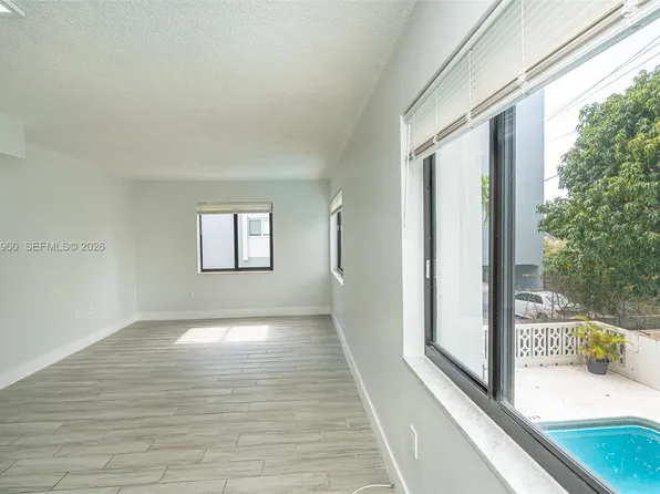 810 Salzedo St, Coral Gables, FL
