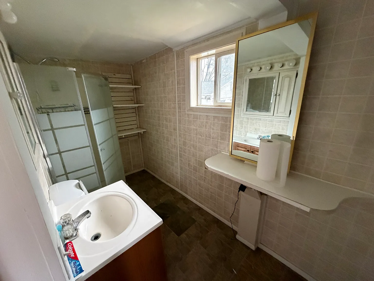 2 bed, 900 sqft, $1,100 — Photo 4