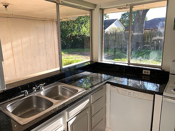 Wraparound View of Backyard