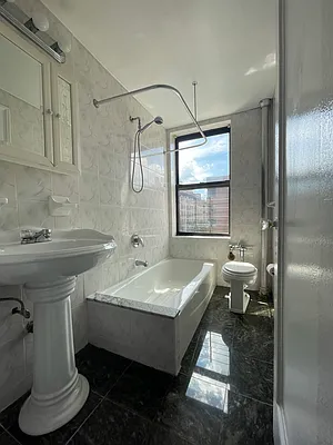 Rented by Compass | media 5