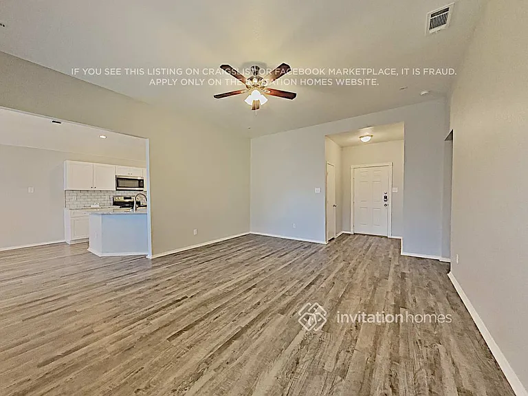 512 Bretts Way — Photo 5