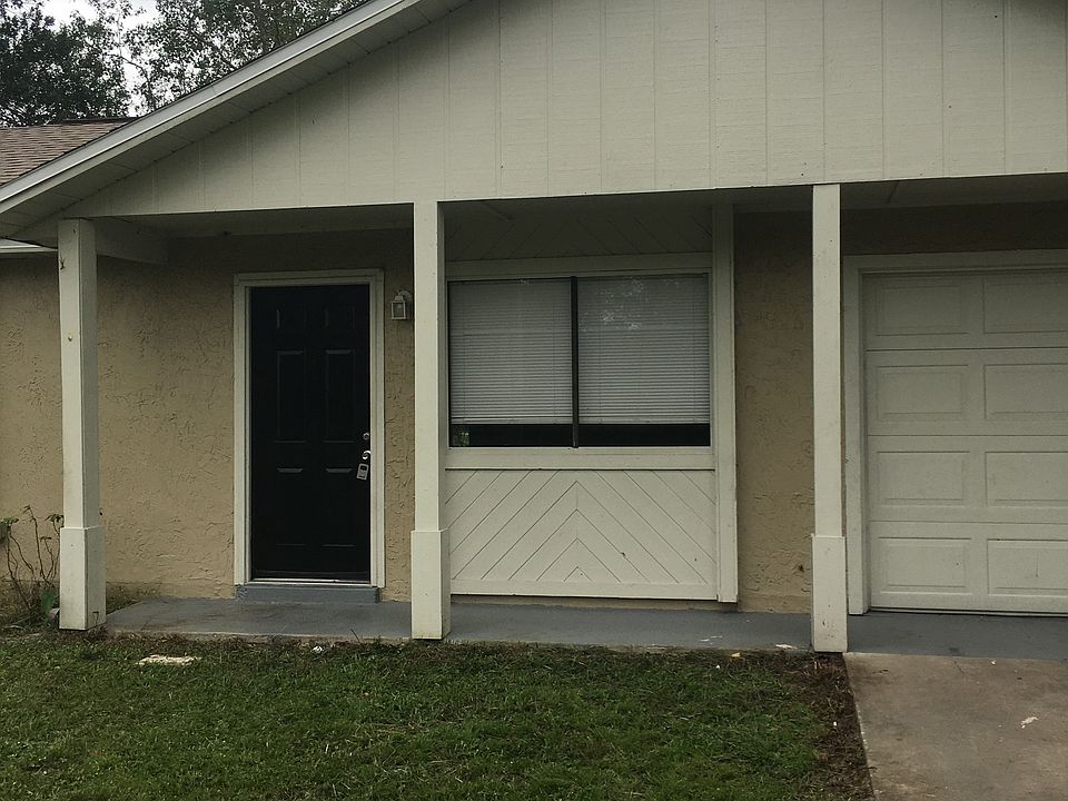 1st image of 1081 McCormick Dr