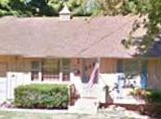 3010 S Ash Ave, Independence, MO 64052