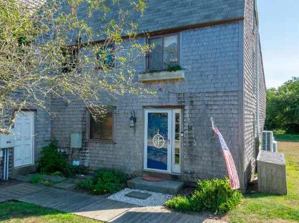 14 Arkansas Ave, Nantucket, MA 02554