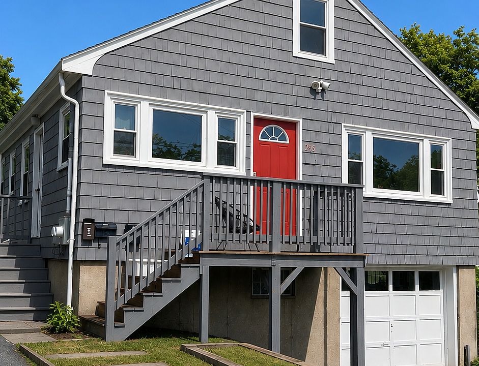 1st image of 295 Kittredge St #2