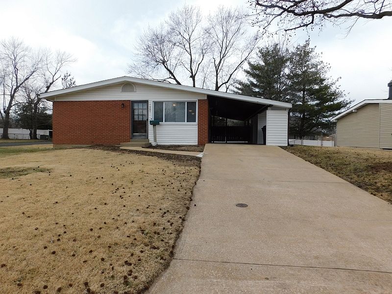 1st image of 1085 Belmont Ter