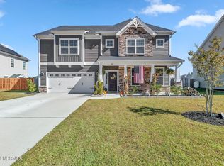 90 N Passerine Path, Hampstead, NC 28443