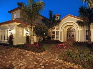 7868 Classics Dr, Naples, FL 34113