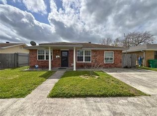 1112 Warren Dr, Harvey, LA 70058