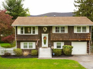 207 High St, Beacon, NY 12508