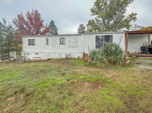 301 Conrad St, Myrtle Creek, OR 97457
