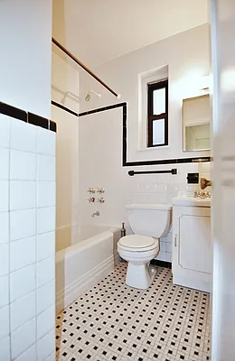 Rented by Balass Ralph, LREB | media 26