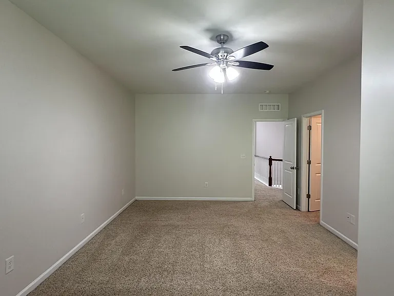 503 Panorama View Loop — Photo 21
