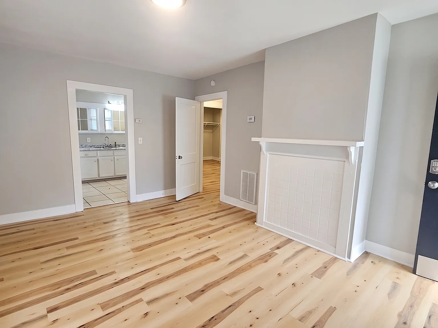 10 Clark Street - 1 — Photo 4