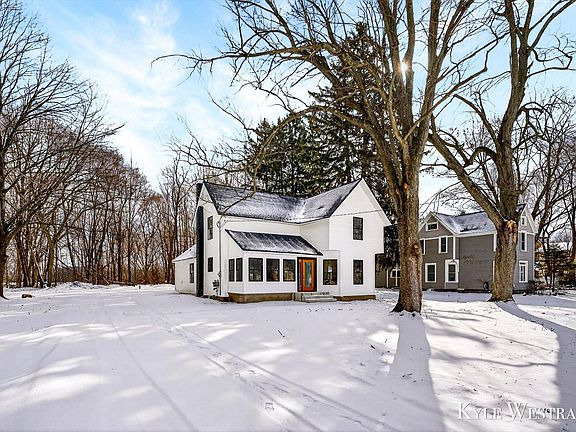 3rd image of 10227 S Norris Rd