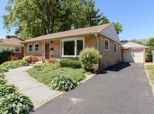 410 N Derbyshire Ave, Arlington Heights, IL
