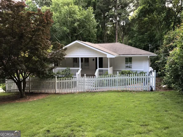 799 Larry Ln, Decatur, GA 30033