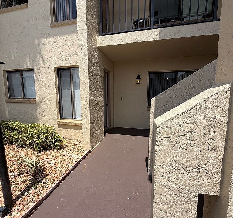 1st image of 551 S Brevard Ave APT 305