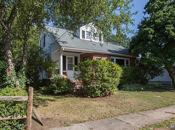 2nd image of 34 Bergen Ave