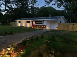 1811 Fairlane Rd, Tallahassee, FL 32303