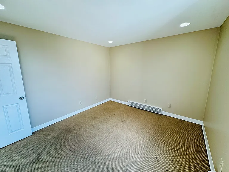 120 Spruce St #15 — Photo 8