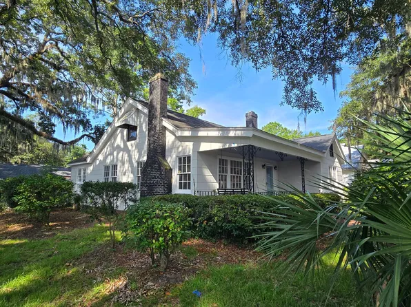 101 W 50th St, Savannah, GA 31405