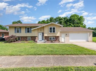 1225 Reeds Ln, Jeffersonville, IN 47130