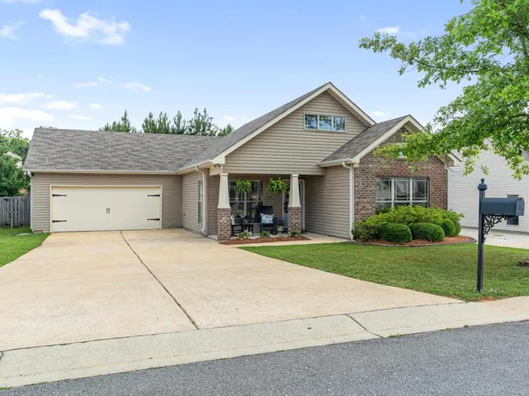 554 Village Springs Ln, Springville, AL 35146