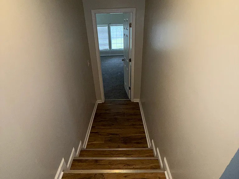 528 Newton Ave — Photo 7