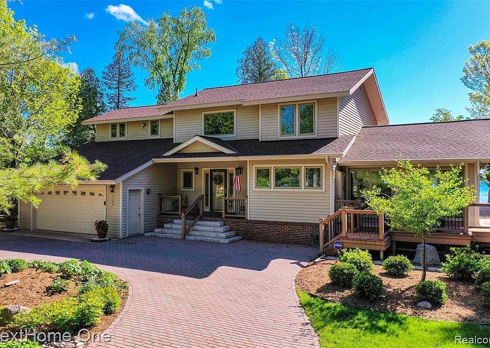 7498 S Birch Way Dr, Maple City, MI 49664 Zillow