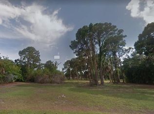 59 Mark Twain Ln, Rotonda West, FL 33947