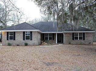 901 Buck Rd, Hinesville, GA 31313