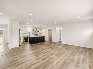 1344 Givhans Rd, Ridgeville, SC 29472