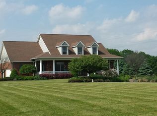 6923 Swamp St NE, Hartville, OH 44632