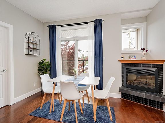 4th image of 76 Gorge Rd W #204