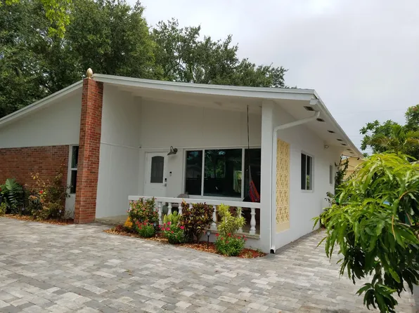 656 NE 82nd St, Miami, FL 33138