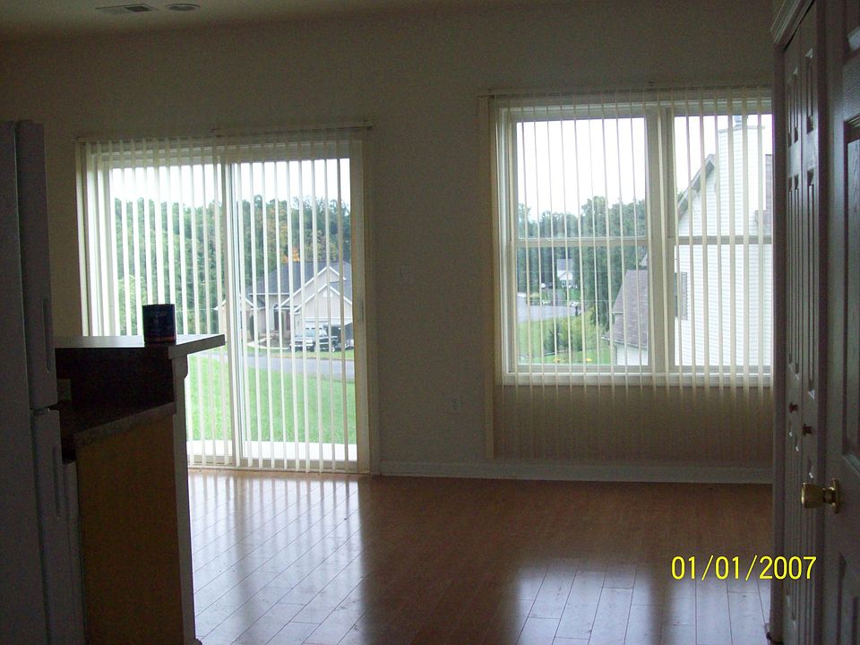 2nd image of 62 Santa Fe Ct