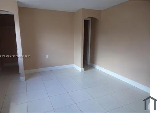 6720 Broadview Blvd — Photo 2