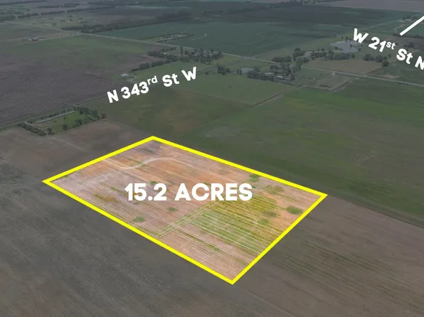2 N Wild Oak Ests, Cheney, KS 67025