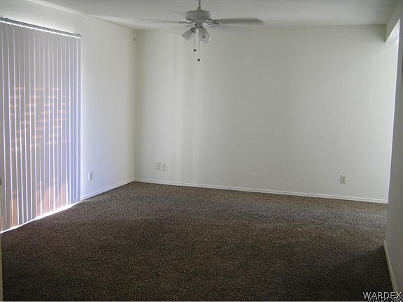 4th image of 2438 E Lakeside Drive