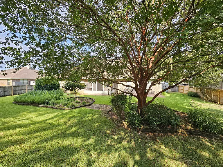 1866 Sunrise Dr — Photo 40
