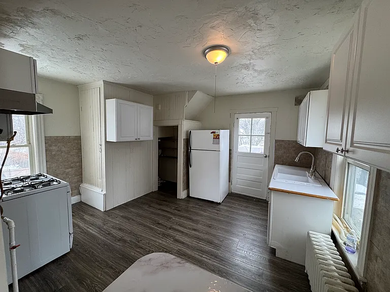78 Birch St #2 — Photo 6