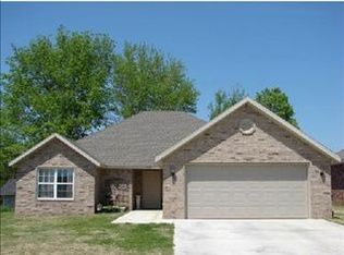 4702 SW Fieldstone Blvd, Bentonville, AR 72712