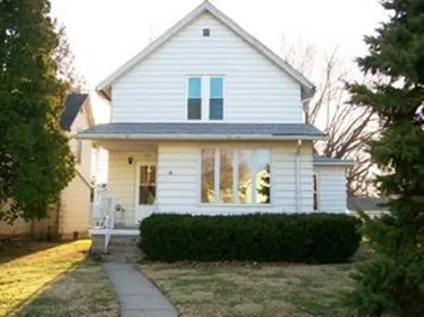 909 1st Ave, Sterling, IL 61081