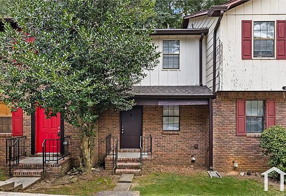4th image of 646 Valley Crest Dr